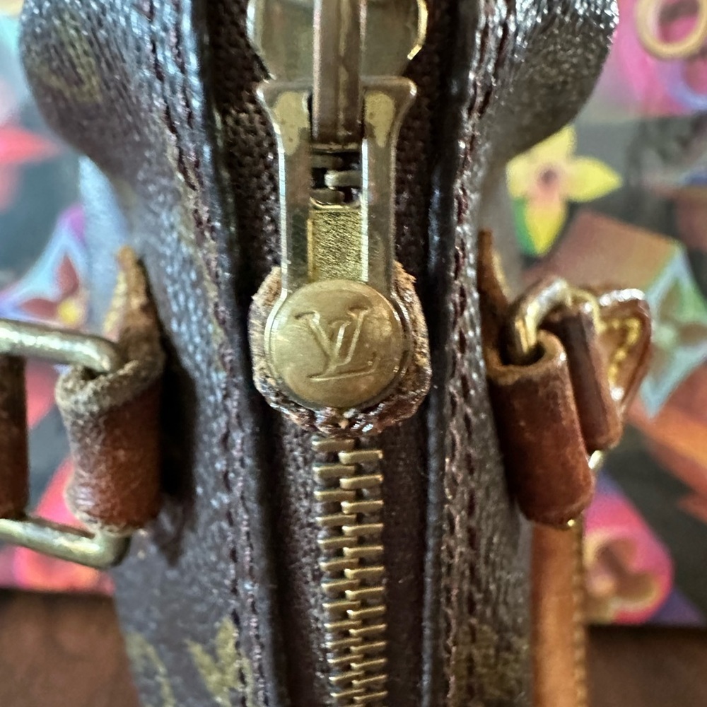 LV Nano Speedy Crossbody Bag Monogram Leather LV Mini Purse, Strap & Dust Cover​ - Picture 8 of 11